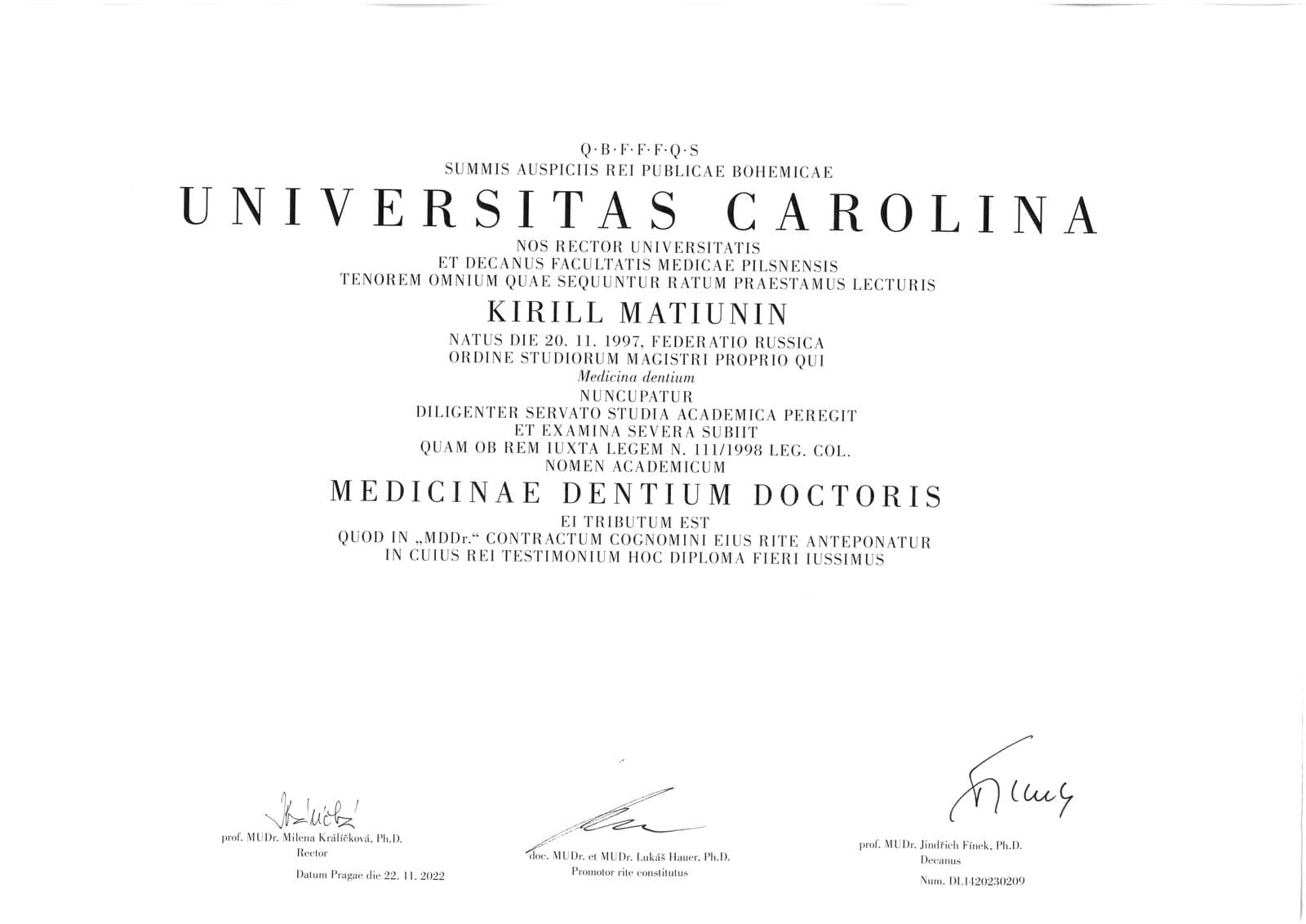 Diplom MDDr. — Univerzita Karlova